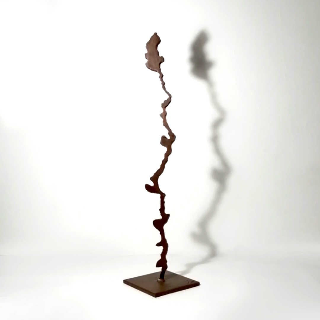 escultura hierro abstracta