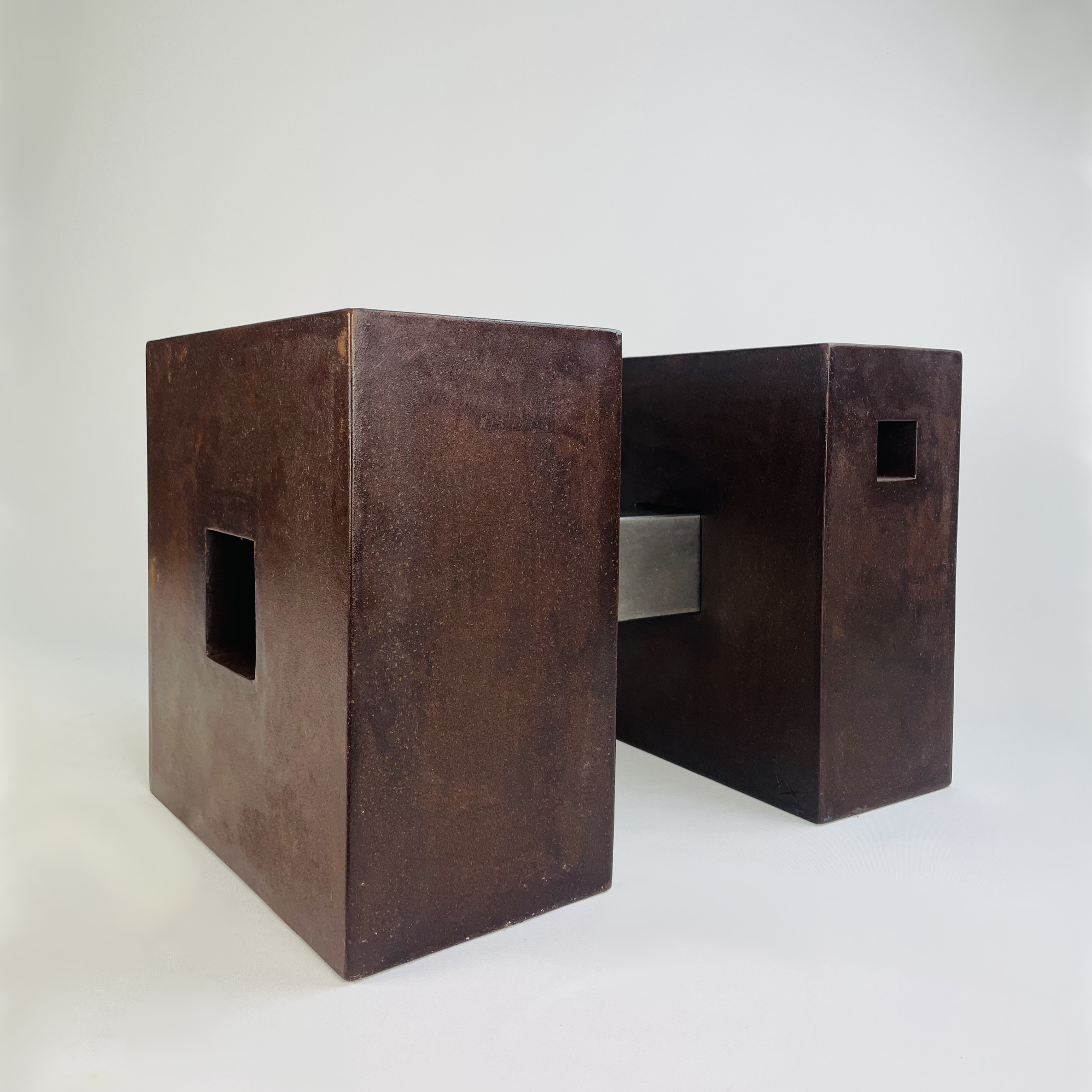 escultura vacío constructivo por detrás